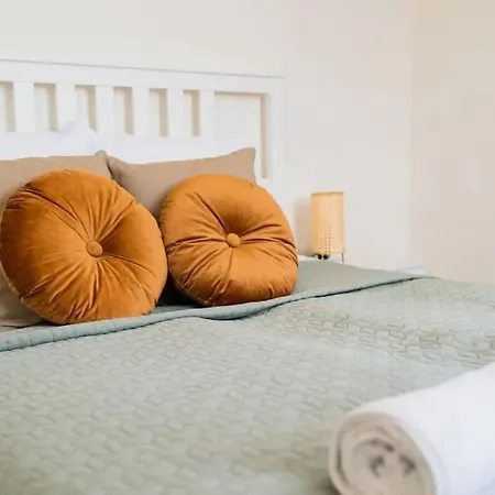 Duze Mieszkanie W Samym Rynku فروتسواف