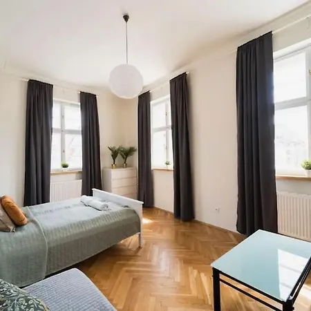 Duze Mieszkanie W Samym Rynku شقة